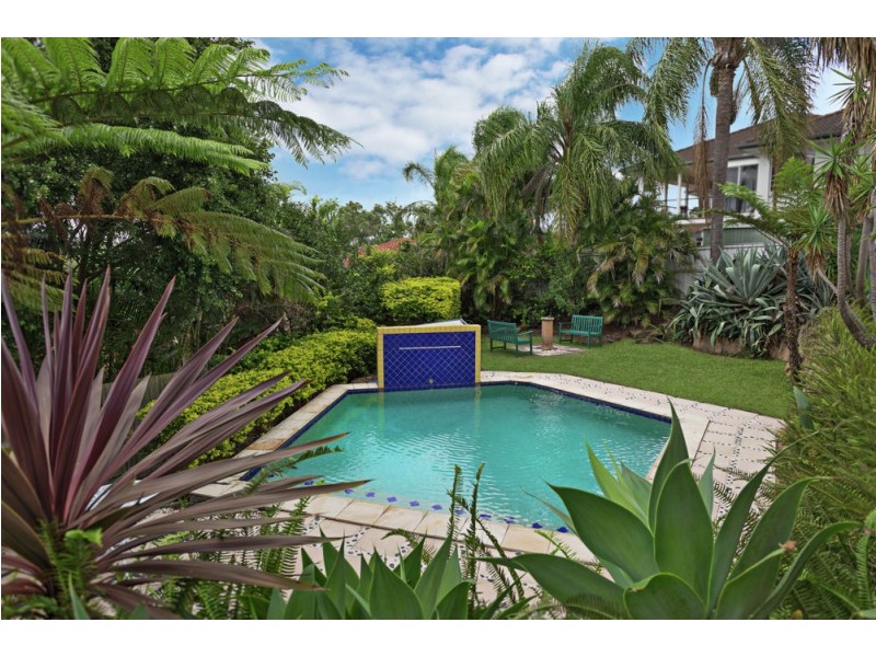 Mount Ommaney QLD 4074