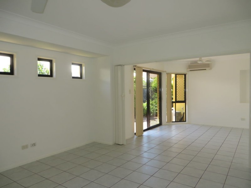 9 Brookeside Crescent, Seventeen Mile Rocks QLD 4073