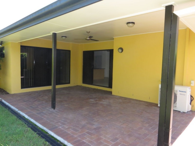 9 Brookeside Crescent, Seventeen Mile Rocks QLD 4073