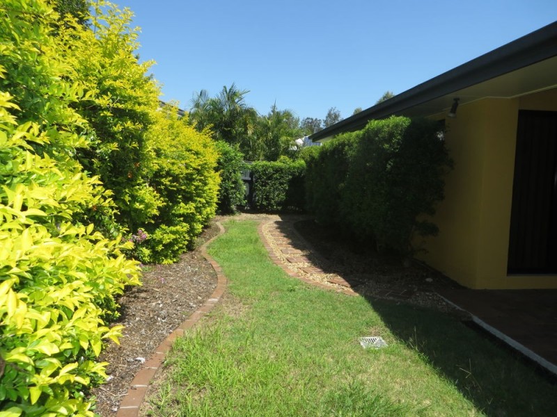 9 Brookeside Crescent, Seventeen Mile Rocks QLD 4073