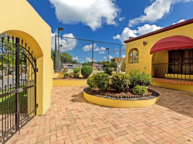 67 Carnegie Street, Westlake QLD 4074