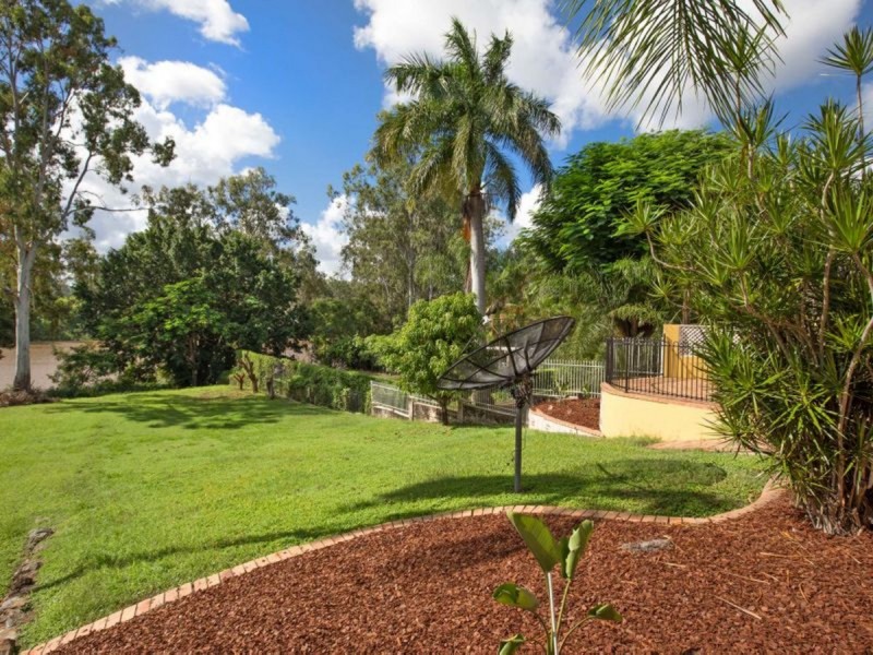 67 Carnegie Street, Westlake QLD 4074