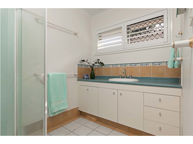 Jindalee QLD 4074