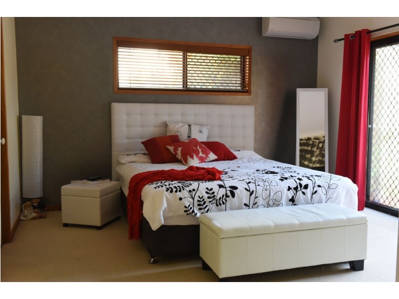 47 JASON STREET, Sinnamon Park QLD 4073
