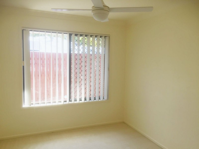 106 Brookeside Crescent, Seventeen Mile Rocks QLD 4073