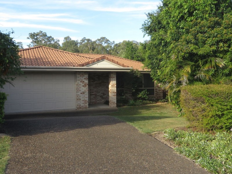 13 Spurs Place, Sumner QLD 4074