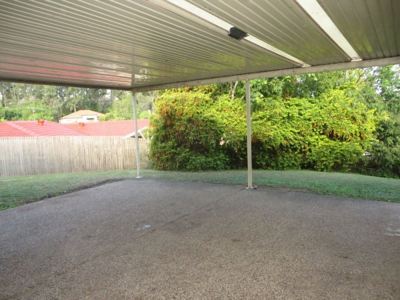 13 Spurs Place, Sumner QLD 4074