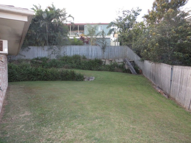 13 Spurs Place, Sumner QLD 4074