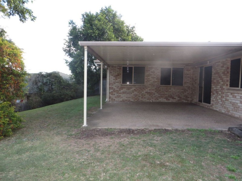 13 Spurs Place, Sumner QLD 4074