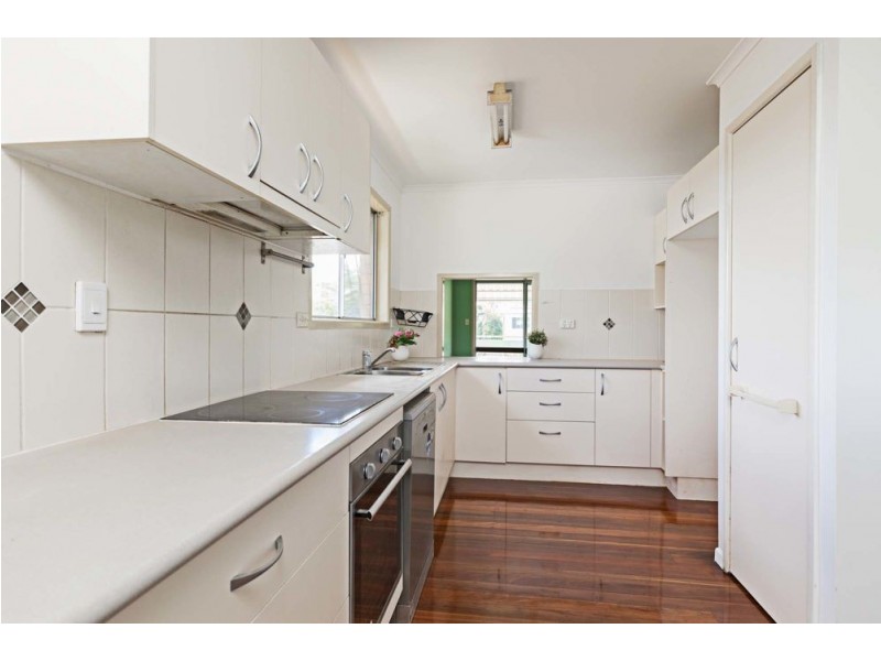 46 Dandenong Road, Jamboree Heights QLD 4074