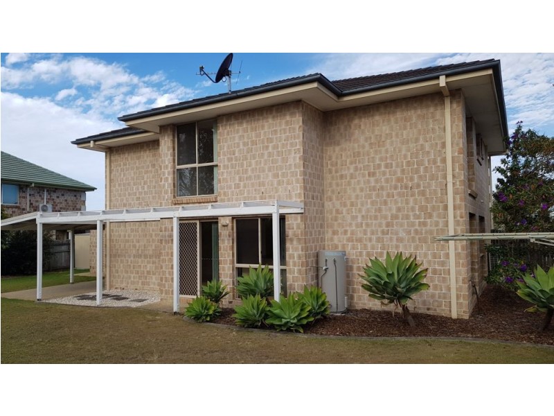 8 FOLEY PLACE, Sinnamon Park QLD 4073