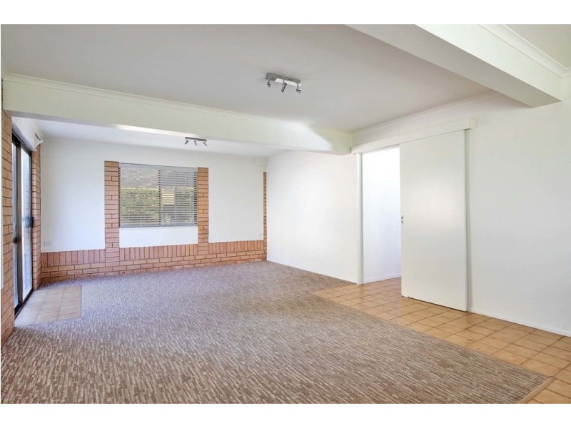 Jindalee QLD 4074