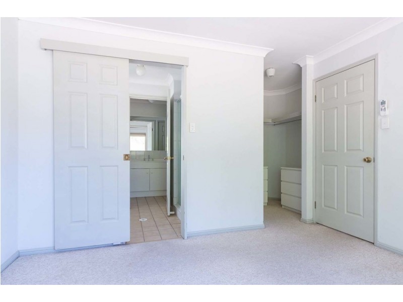17 NEWTON PLACE, Wacol QLD 4076