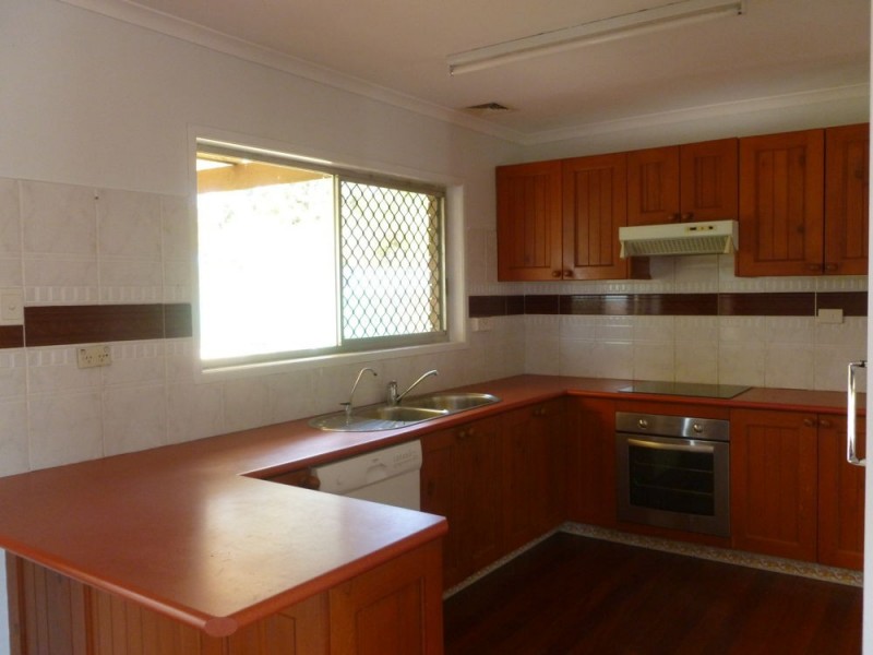 47 DANDENONG ROAD, Jamboree Heights QLD 4074