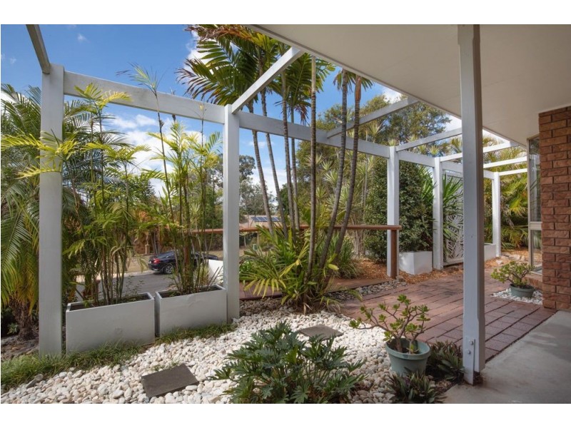 Sinnamon Park QLD 4073