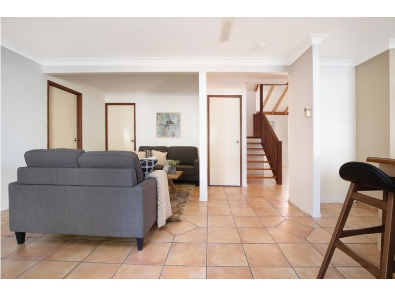 74 Pallert Street, Middle Park QLD 4074