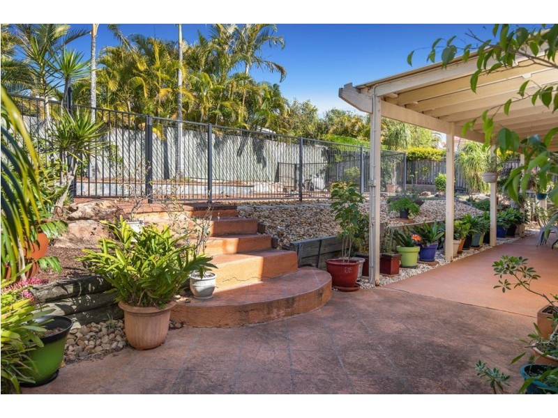 74 Pallert Street, Middle Park QLD 4074