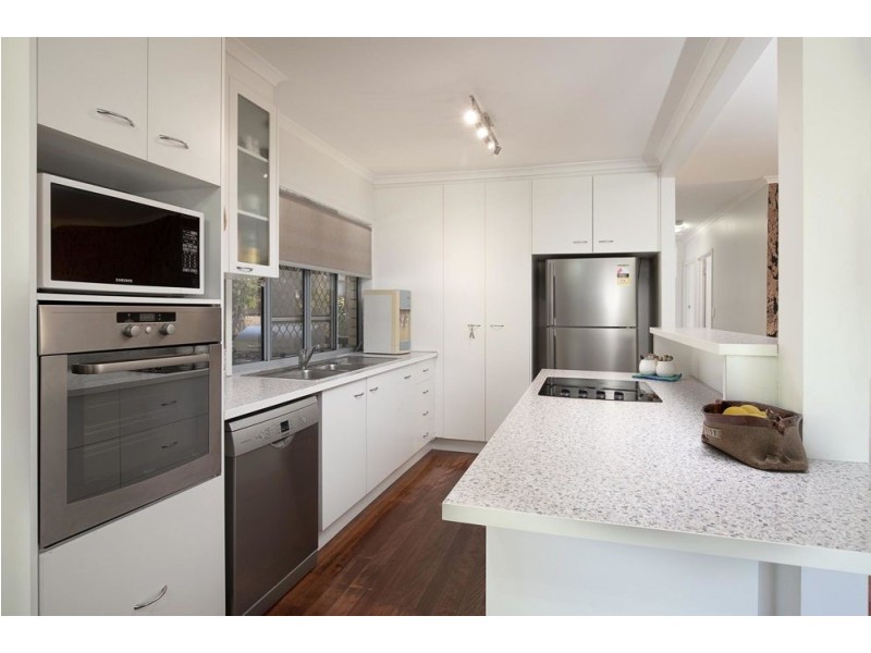 Jindalee QLD 4074