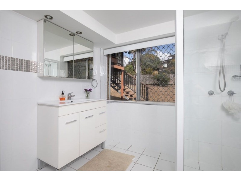 Jindalee QLD 4074
