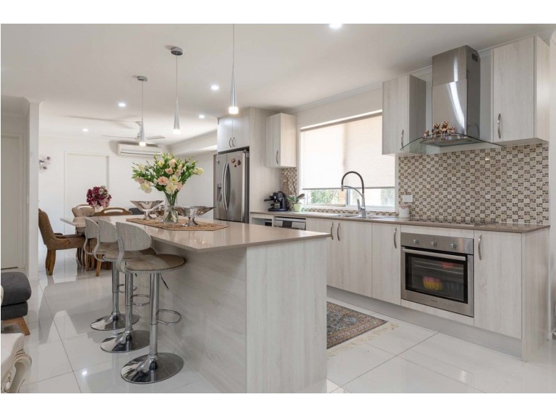 Sinnamon Park QLD 4073