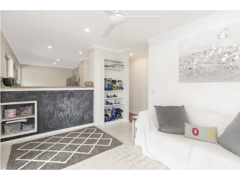 Jindalee QLD 4074