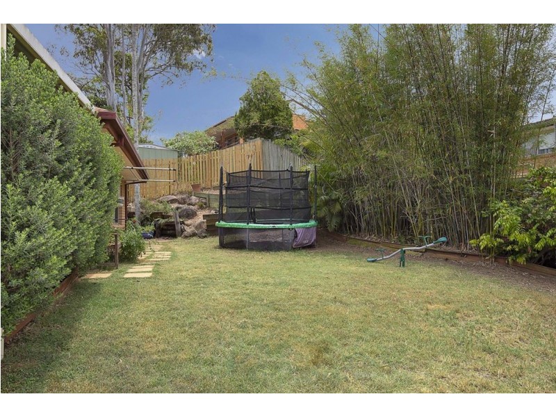 Jindalee QLD 4074