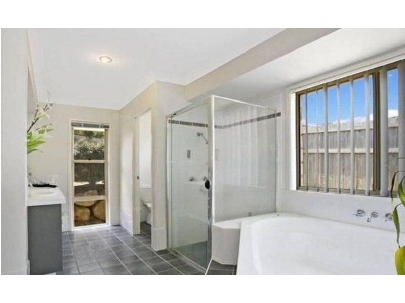 1 Witty Road, Moggill QLD 4070