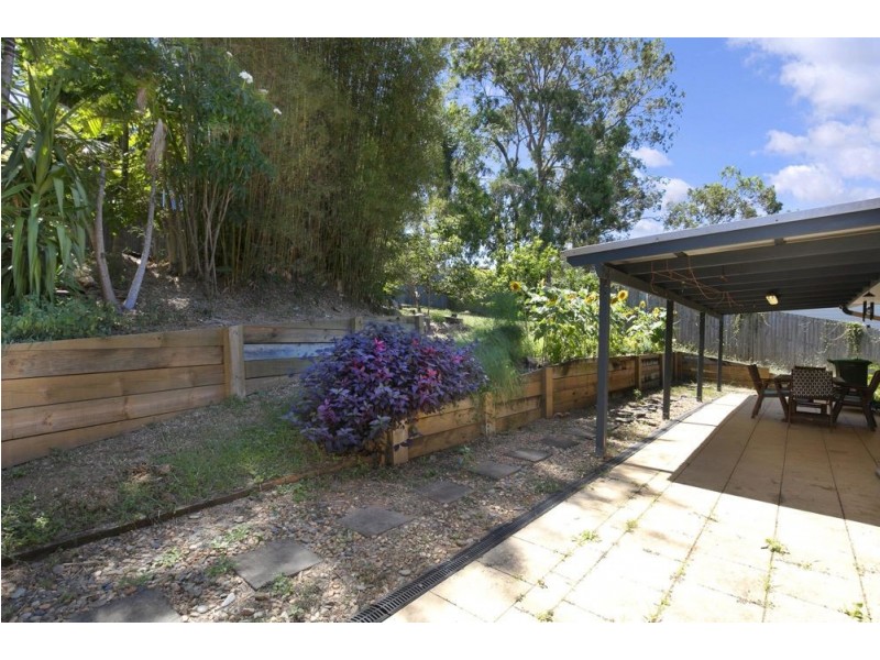 Jindalee QLD 4074