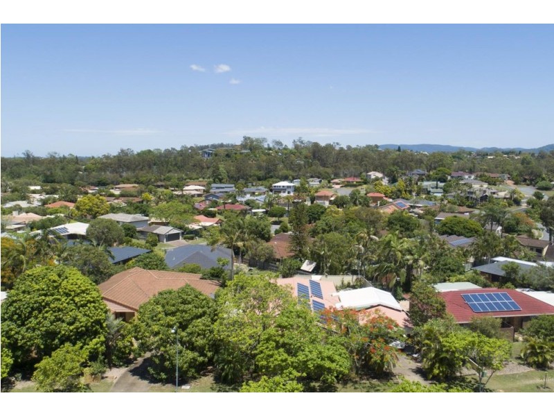 43 Radcliffe st, Sinnamon Park QLD 4073