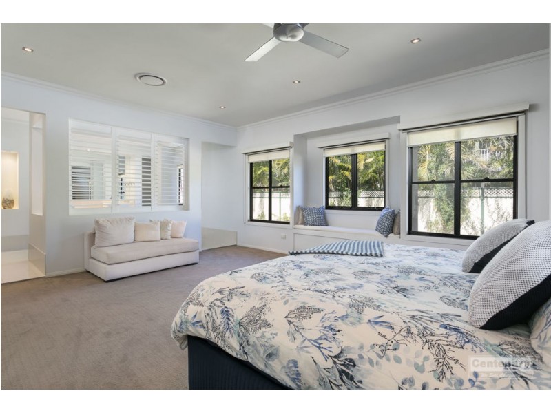 5 La Belle Court, Westlake QLD 4074
