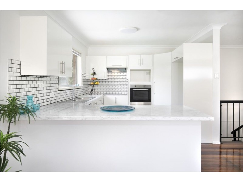 11 Canowie Road, Jindalee QLD 4074