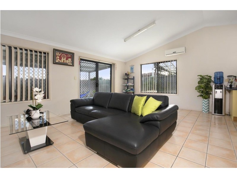 14 Green Place, Durack QLD 4077