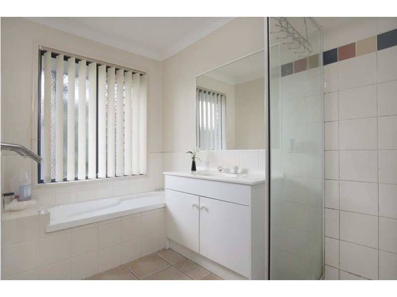 14 Green Place, Durack QLD 4077