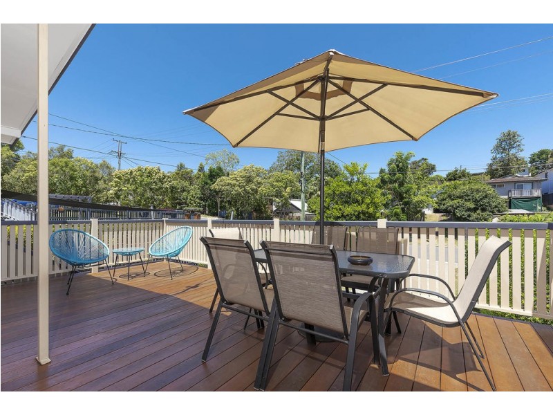 34 ARGYLE STREET, Seventeen Mile Rocks QLD 4073