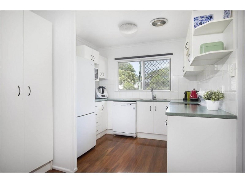 34 ARGYLE STREET, Seventeen Mile Rocks QLD 4073