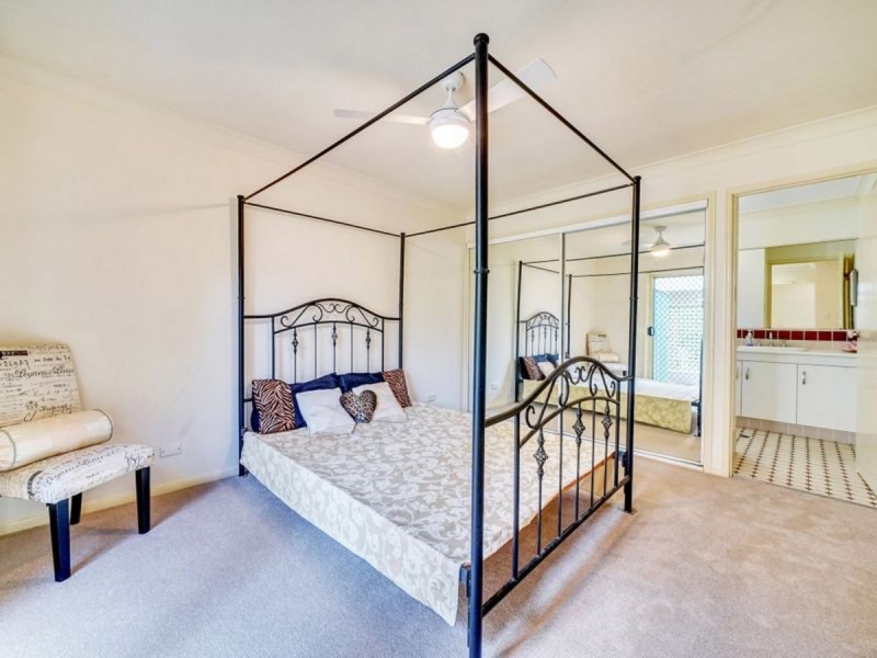 22 Elderslie Place, Forest Lake QLD 4078