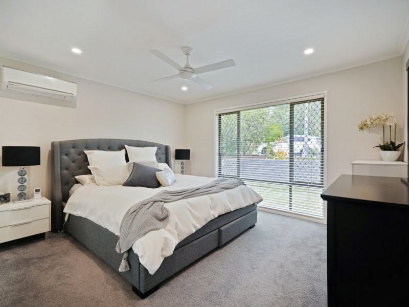 87 Hazelton Street, Riverhills QLD 4074