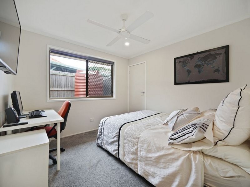 87 Hazelton Street, Riverhills QLD 4074