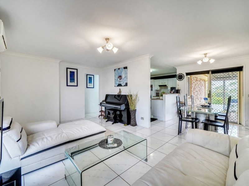 23 Brumby Cct, Sumner QLD 4074