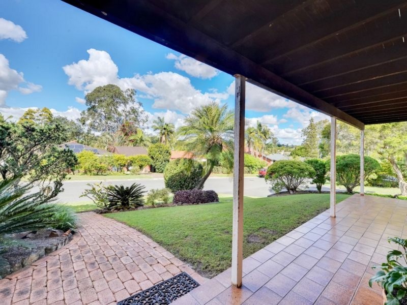 1 Olga Close, Riverhills QLD 4074