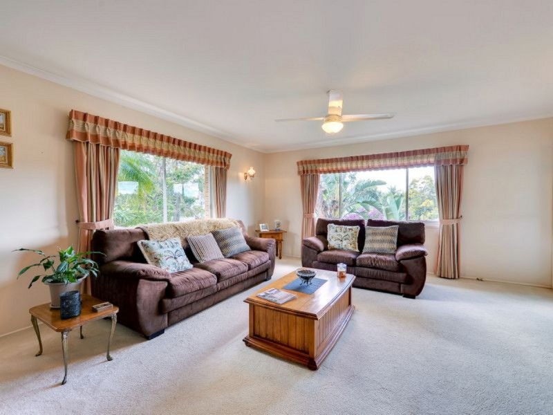 1 Olga Close, Riverhills QLD 4074