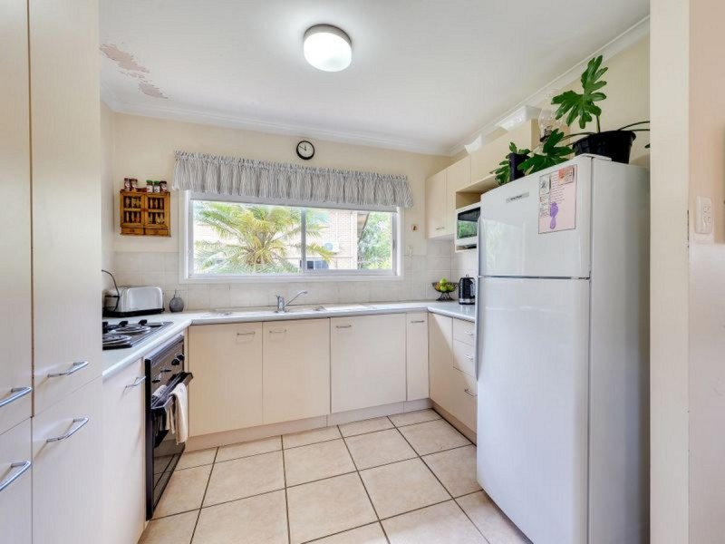 1 Olga Close, Riverhills QLD 4074