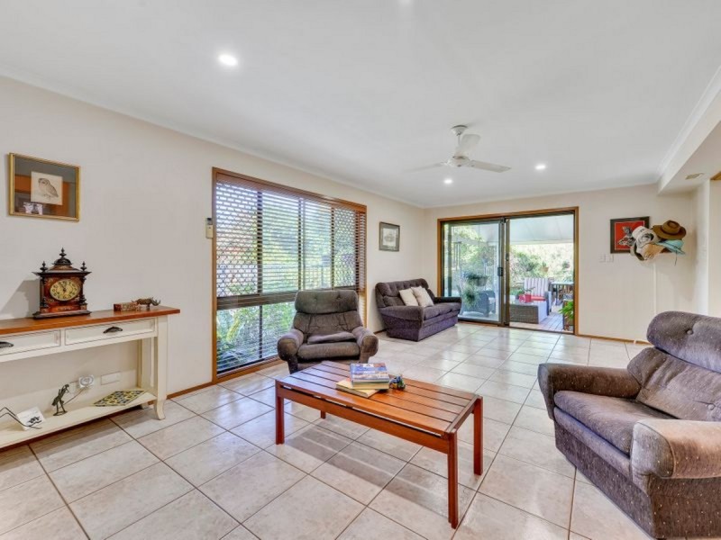 20 Sheoak Street, Middle Park QLD 4074