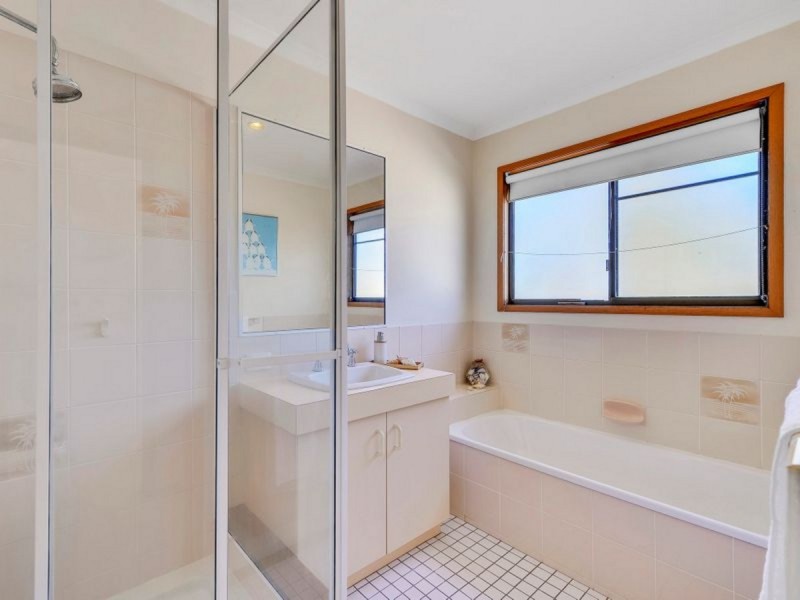 20 Sheoak Street, Middle Park QLD 4074