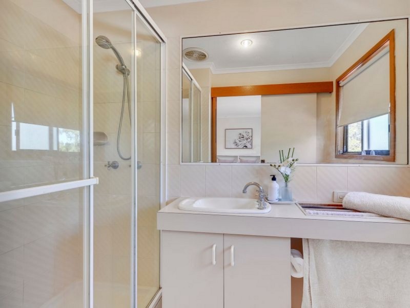 20 Sheoak Street, Middle Park QLD 4074