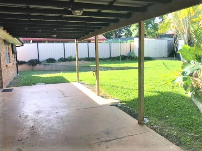 109 Hazelton Street, Riverhills QLD 4074