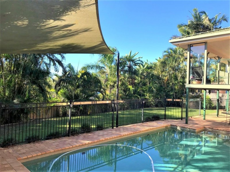 6 Axel Place, Sinnamon Park QLD 4073