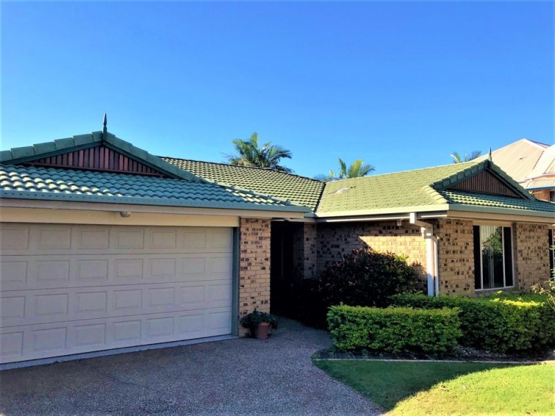 6 Axel Place, Sinnamon Park QLD 4073