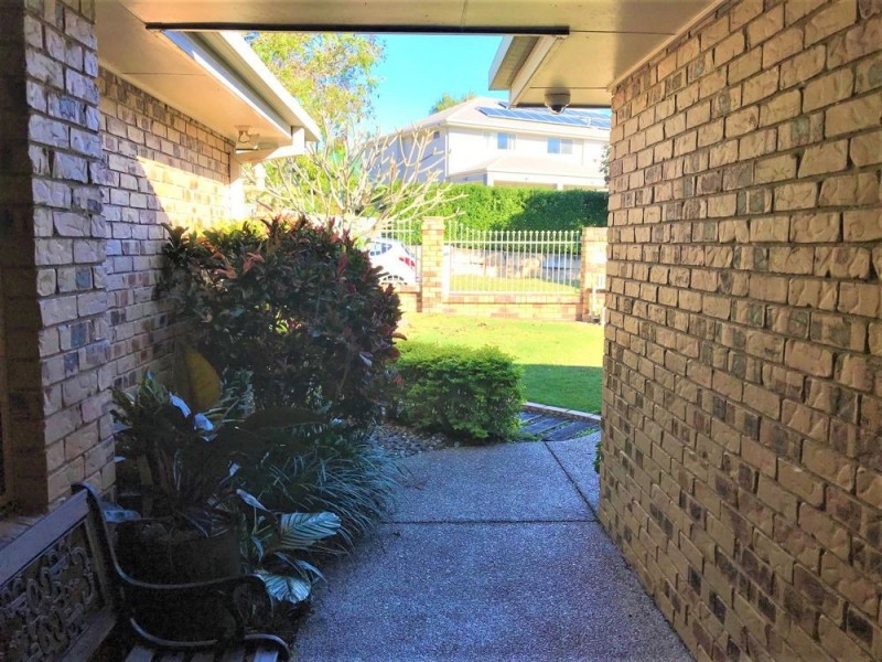 6 Axel Place, Sinnamon Park QLD 4073