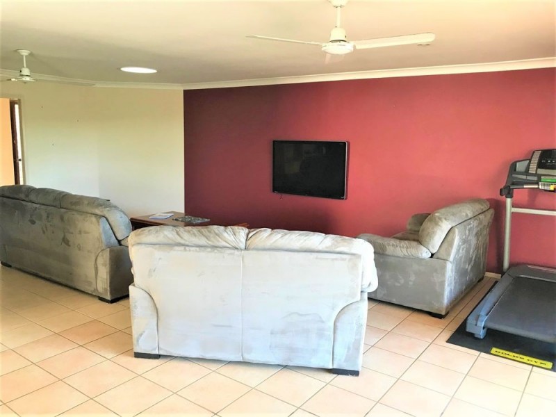 6 Axel Place, Sinnamon Park QLD 4073